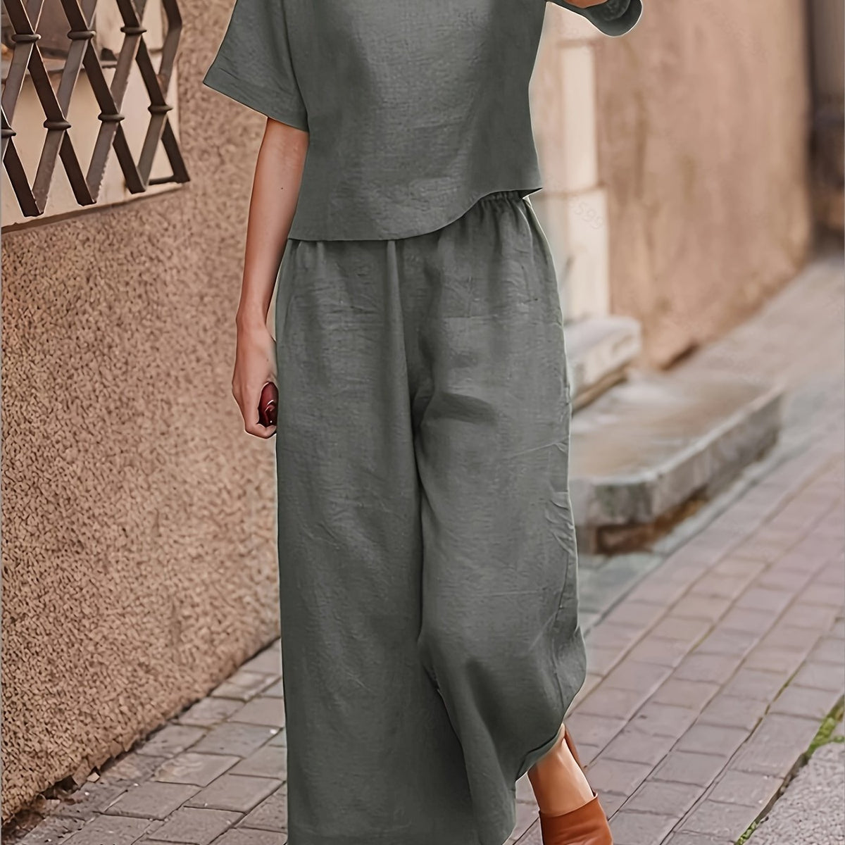 Women's Casual Two-Piece Outfit – Crew Neck Short Sleeve Top & Wide Leg Pants Set